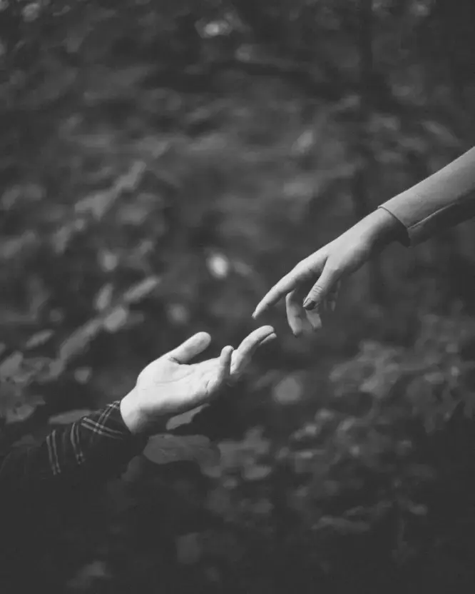 Persona buscando validación y aprobación externa